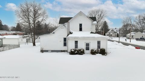 Tiny photo for 131 Meekison Street, Napoleon, OH 43545 (MLS # 10003953)