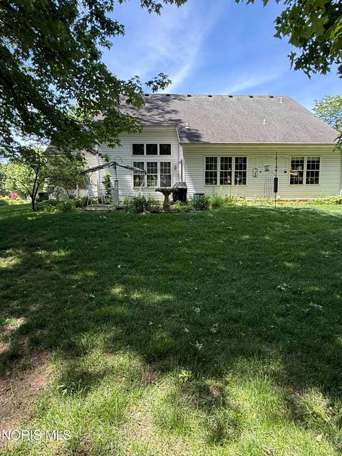 Tiny photo for 741 Whisperwood Parkway, Holland, OH 43528 (MLS # 10008530)