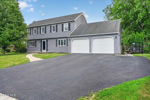 Tiny photo for 937 Bexley Drive, Perrysburg, OH 43551 (MLS # 10010021)