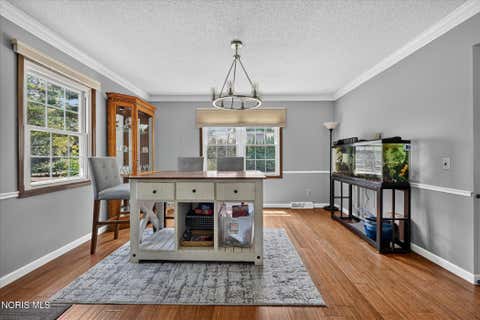 Tiny photo for 937 Bexley Drive, Perrysburg, OH 43551 (MLS # 10010021)
