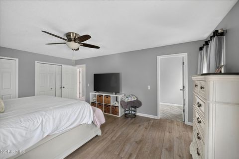 Tiny photo for 937 Bexley Drive, Perrysburg, OH 43551 (MLS # 10010021)
