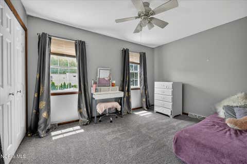 Tiny photo for 937 Bexley Drive, Perrysburg, OH 43551 (MLS # 10010021)