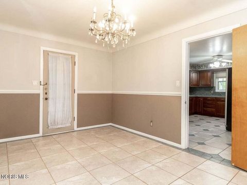 Tiny photo for 3724 Talmadge Road, Toledo, OH 43606 (MLS # 10007067)