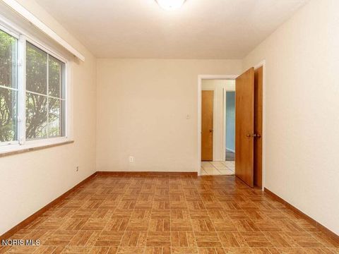 Tiny photo for 3724 Talmadge Road, Toledo, OH 43606 (MLS # 10007067)