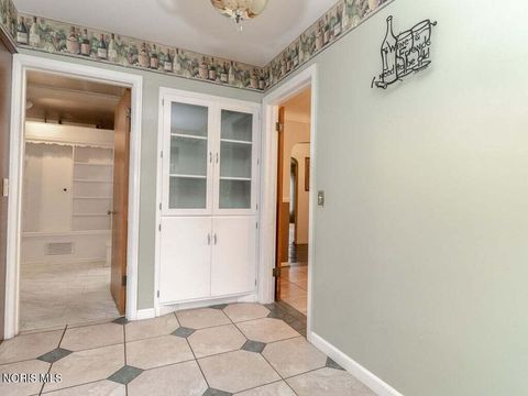 Tiny photo for 3724 Talmadge Road, Toledo, OH 43606 (MLS # 10007067)