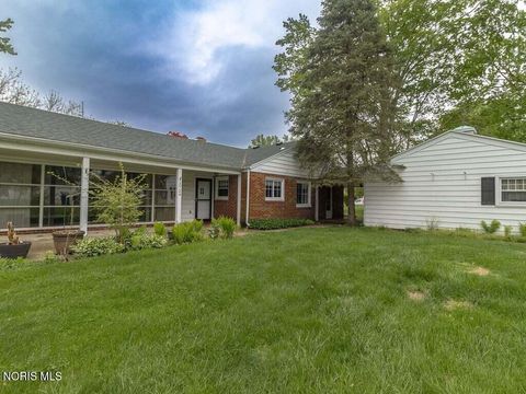 Tiny photo for 3724 Talmadge Road, Toledo, OH 43606 (MLS # 10007067)