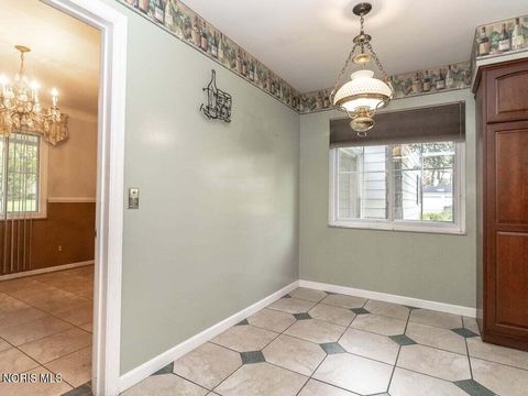 Tiny photo for 3724 Talmadge Road, Toledo, OH 43606 (MLS # 10007067)