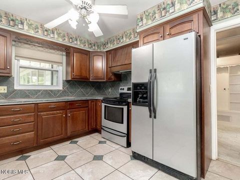Tiny photo for 3724 Talmadge Road, Toledo, OH 43606 (MLS # 10007067)