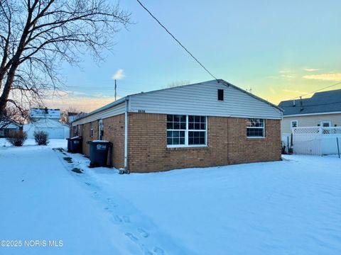 Photo of 2638 Norwalk Street, Toledo, OH 43605 (MLS # 10002159)