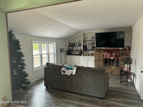 Tiny photo for 1839 Sherwood Drive, Defiance, OH 43512 (MLS # 10002445)