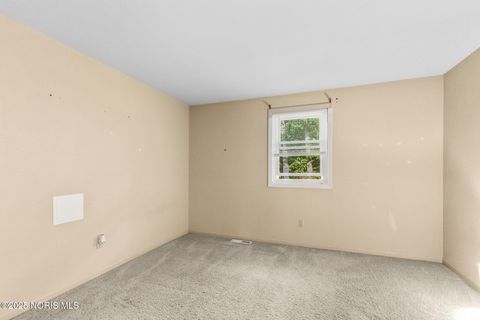 Tiny photo for 1839 Sherwood Drive, Defiance, OH 43512 (MLS # 10002445)