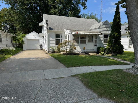 Tiny photo for 618 Ravine Avenue, Defiance, OH 43512 (MLS # 10012920)