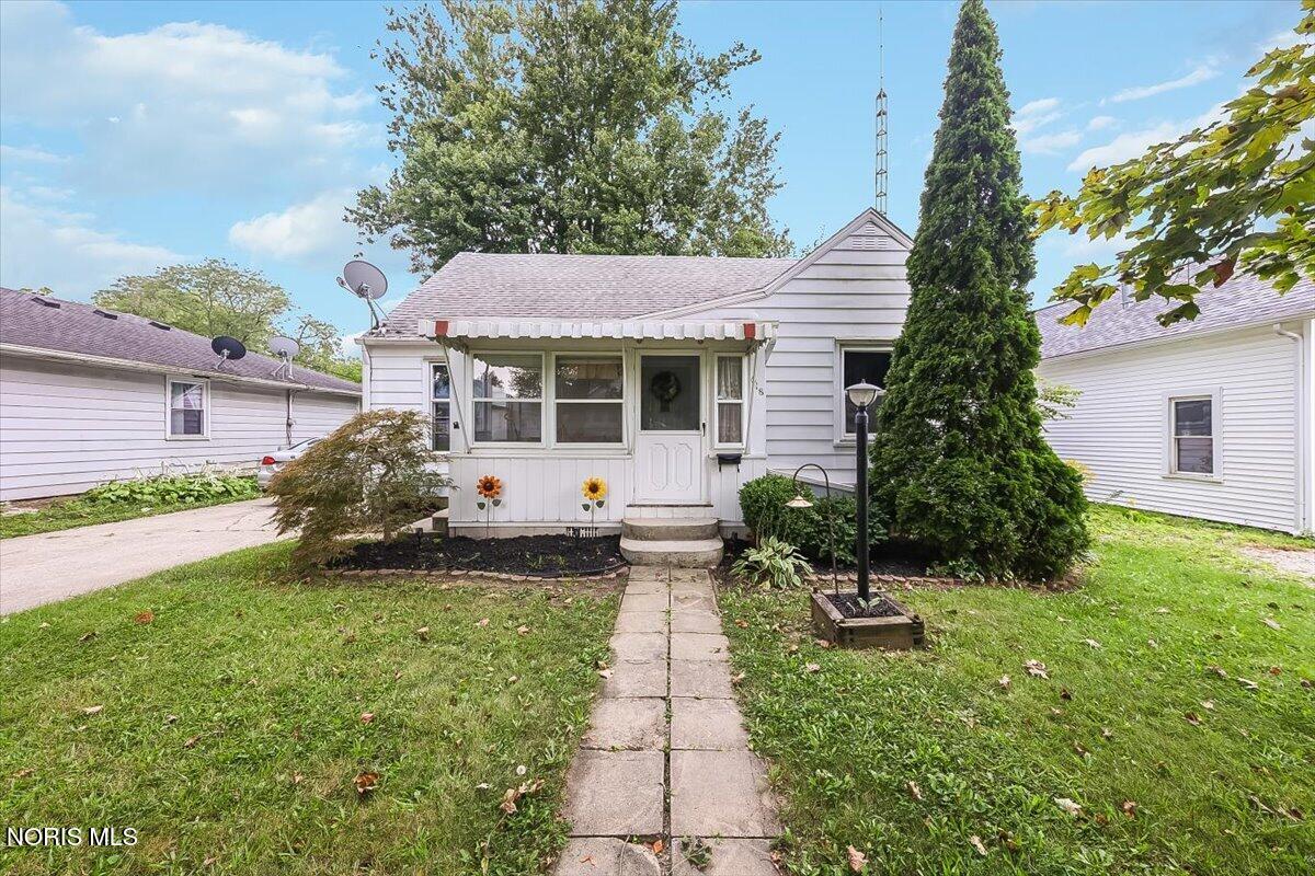 618 Ravine Avenue
