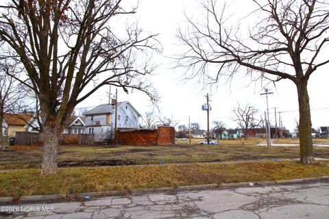 Tiny photo for 1316 Shenandoah Road, Toledo, OH 43607 (MLS # 10002971)