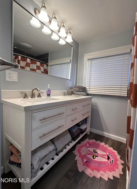 Tiny photo for 919 S Main Street, Fostoria, OH 44830 (MLS # 10004548)