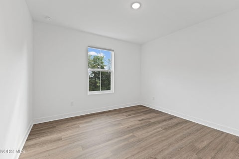 Tiny photo for 1752 Wexford Drive, Bowling Green, OH 43402 (MLS # 10012347)