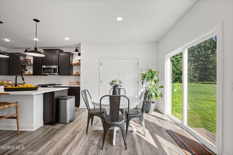 Tiny photo for 1752 Wexford Drive, Bowling Green, OH 43402 (MLS # 10012347)