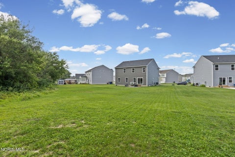Tiny photo for 1752 Wexford Drive, Bowling Green, OH 43402 (MLS # 10012347)