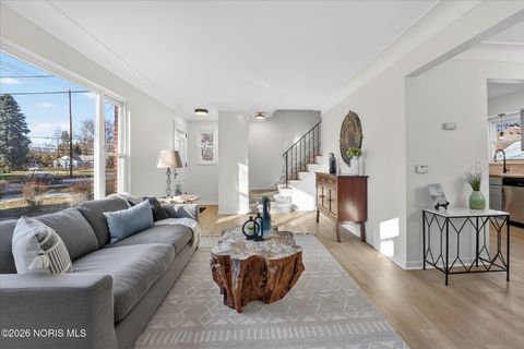 Tiny photo for 2550 Secor Road, Toledo, OH 43606 (MLS # 10003082)