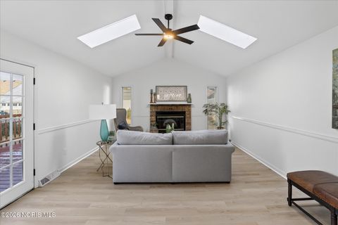 Tiny photo for 2550 Secor Road, Toledo, OH 43606 (MLS # 10003082)