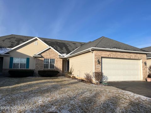 Photo of 5905 Heidaway Lane, Sylvania, OH 43560 (MLS # 10002984)