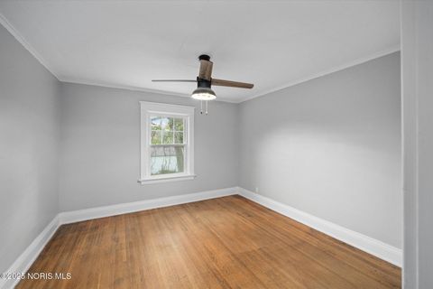 Tiny photo for 3304 Island Avenue, Toledo, OH 43614 (MLS # 10000342)