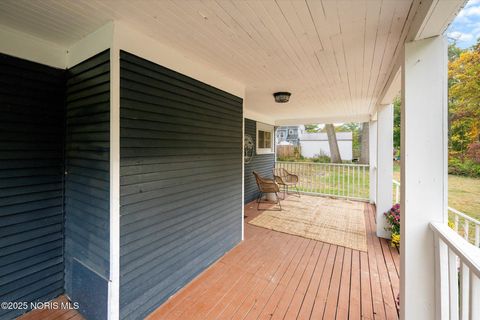 Tiny photo for 3304 Island Avenue, Toledo, OH 43614 (MLS # 10000342)