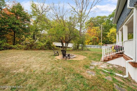 Tiny photo for 3304 Island Avenue, Toledo, OH 43614 (MLS # 10000342)