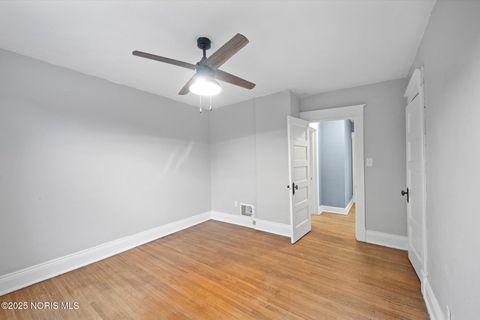 Tiny photo for 3304 Island Avenue, Toledo, OH 43614 (MLS # 10000342)