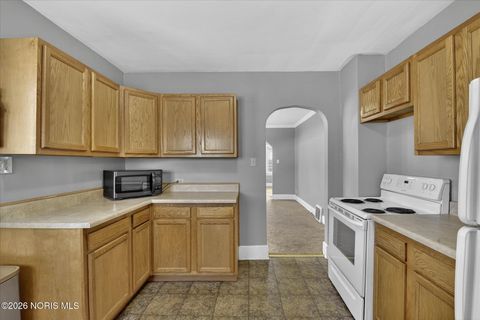 Tiny photo for 1019 E Manhattan Boulevard, Toledo, OH 43608 (MLS # 10003603)