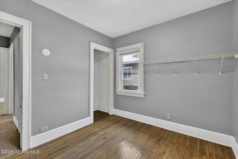 Tiny photo for 1019 E Manhattan Boulevard, Toledo, OH 43608 (MLS # 10003603)