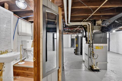 Tiny photo for 1019 E Manhattan Boulevard, Toledo, OH 43608 (MLS # 10003603)