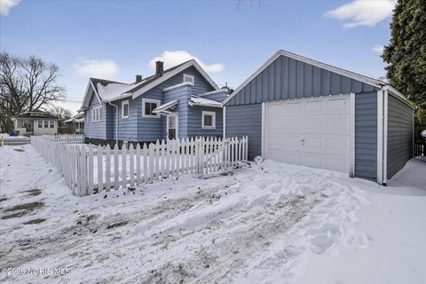 Tiny photo for 1019 E Manhattan Boulevard, Toledo, OH 43608 (MLS # 10003603)