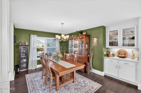 Tiny photo for 306 Cornerstone Court, Perrysburg, OH 43551 (MLS # 10014496)