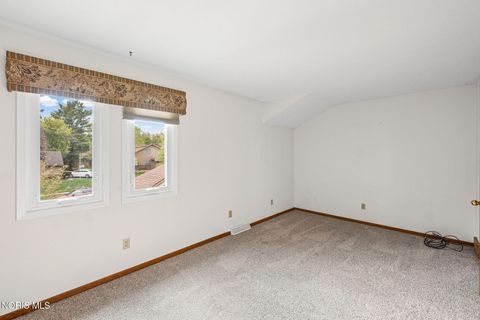 Tiny photo for 4246 Vicksburg Drive, Sylvania, OH 43560 (MLS # 10007118)