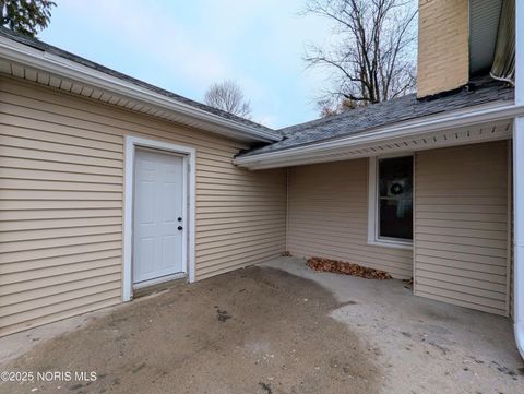 Tiny photo for 206 S Elm Street, Pioneer, OH 43554 (MLS # 10001644)