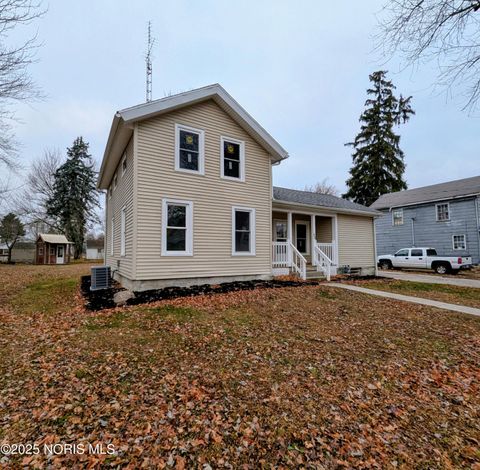 Tiny photo for 206 S Elm Street, Pioneer, OH 43554 (MLS # 10001644)
