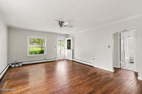 Tiny photo for 5848 Pickard Drive, Toledo, OH 43613 (MLS # 10010891)