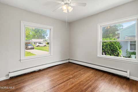 Tiny photo for 5848 Pickard Drive, Toledo, OH 43613 (MLS # 10010891)