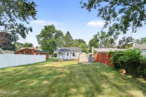Tiny photo for 5848 Pickard Drive, Toledo, OH 43613 (MLS # 10010891)