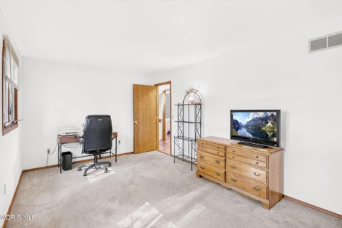 Tiny photo for 8260 Arquette Road, Oregon, OH 43616 (MLS # 10013855)