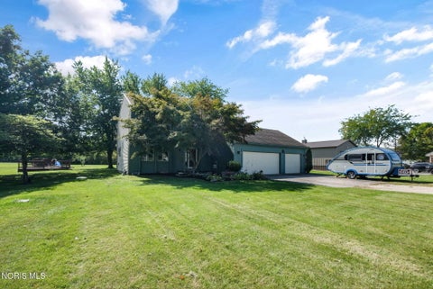 Tiny photo for 8260 Arquette Road, Oregon, OH 43616 (MLS # 10013855)