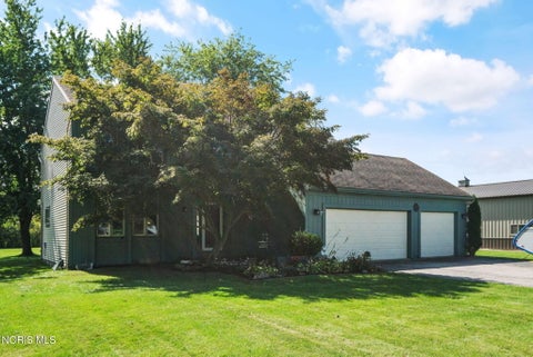 Tiny photo for 8260 Arquette Road, Oregon, OH 43616 (MLS # 10013855)