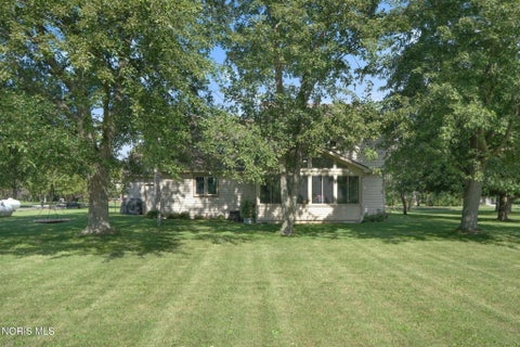 Tiny photo for 8260 Arquette Road, Oregon, OH 43616 (MLS # 10013855)