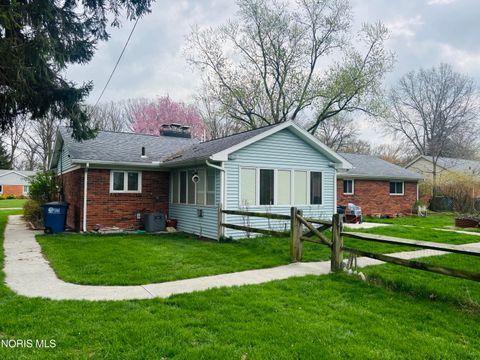 Tiny photo for 2148 Heatherwood Drive, Toledo, OH 43614 (MLS # 10006367)