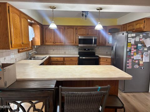 Tiny photo for 2148 Heatherwood Drive, Toledo, OH 43614 (MLS # 10006367)