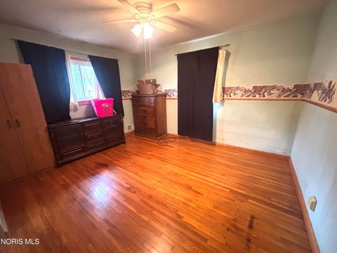 Tiny photo for 2148 Heatherwood Drive, Toledo, OH 43614 (MLS # 10006367)