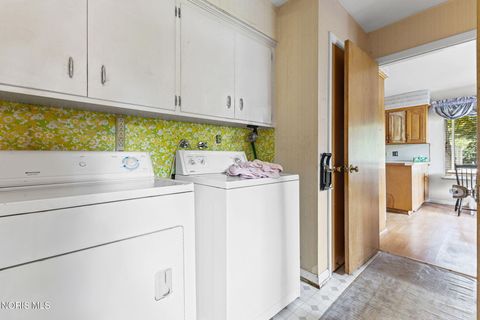 Tiny photo for 3739 S Beverly Hills Drive, Toledo, OH 43614 (MLS # 10010744)