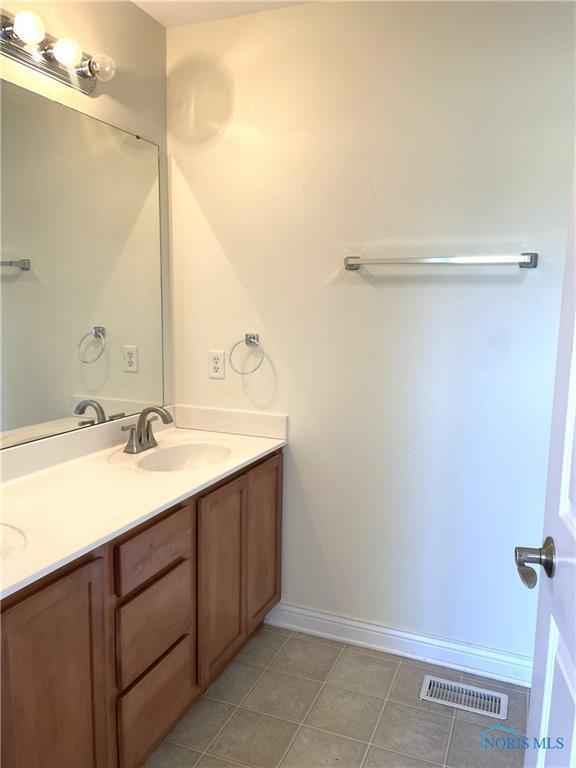 Findlay, Ohio 45840, United States, 3 Bedrooms Bedrooms, ,3 BathroomsBathrooms,Residential,Coming Soon,220832