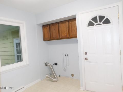 Tiny photo for 13876 County Road C, Bryan, OH 43506 (MLS # 10007568)